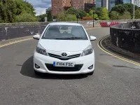 Used Toyota Yaris 99 HP (72 kW) 2014 White Hatchback