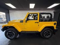 Used Jeep Wrangler 197 HP (144 kW) 2015 Yellow SUV