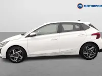 Used Hyundai i20 Ultimate 101 HP (74 kW) 2025 White Hatchback