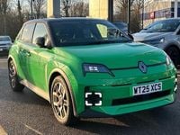 Used Renault R5 Urban 88 kW (120 HP) 2025 Twotone metallic  pop green with black roof + red roof line  Hatchback