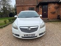 Używany Vauxhall Insignia 160 KM (117 kW) 2012 Biały Hatchback