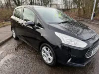 Begagnad Ford B-MAX Zetec 90 HK (66 kW) 2014 Svart Minibuss