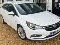 Używany Vauxhall Astra Elite 110 KM (80 kW) 2018 Biały Kombi