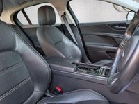 Used Jaguar XE Prestige 179 HP (131 kW) 2019 Sedan