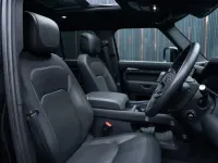 Usado Land Rover Defender HSE Dynamic 2023 Preto SUV