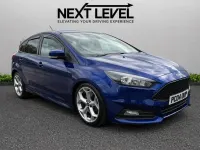 Begagnad Ford Focus ST 2016 Blå Halvkombi