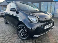 Used Smart ForFour Electric Drive Premium 60 kW (82 HP) 2021 Black Hatchback
