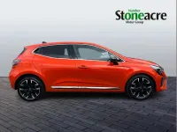 Used Renault Clio Techno 88 HP (64 kW) 2024 Orange Hatchback