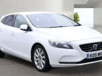 Used Volvo V40 SE Lux 190 HP (139 kW) 2015 White Hatchback