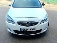 Used Vauxhall Astra SRi 2014 White Hatchback