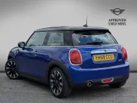 Używany Mini Cooper Exclusive 134 KM (98 kW) 2019 Niebieski Hatchback