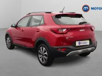 Second-hand Kia Stonic 101 CP (74 kW) 2024 SUV
