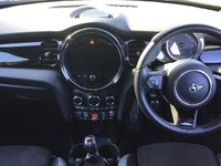 Used Mini Cooper Hatch 134 HP (98 kW) 2022 White Hatchback