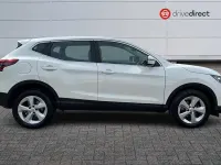 Used Nissan Qashqai Acenta Premium 115 HP (84 kW) 2019 White SUV