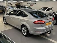 Used Ford Mondeo Titanium 163 HP (119 kW) 2012 Silver Hatchback