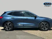 Usado Ford Kuga ST-Line X 150 HP (110 kW) 2023 Azul SUV