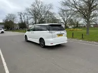 Used Toyota Estima 170 HP (125 kW) 2013 White MPV