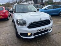 Used Mini Cooper Classic 2018 White Hatchback