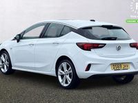 Used Vauxhall Astra Active 150 HP (110 kW) 2019 White Hatchback