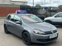 Usado VW Golf VI SE 140 HP (102 kW) 2009 Cinzento Citadino