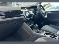 Used VW Touran SEL 150 HP (110 kW) 2025 Black MPV