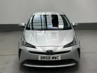 Used Toyota Prius 122 HP (89 kW) 2022 Silver Hatchback