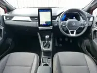 Używany Renault Symbioz Techno 140 KM (102 kW) 2025 Czerwony SUV