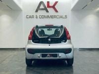 Used Peugeot 107 68 HP (50 kW) 2007 Silver Hatchback