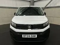 Used Vauxhall Combo 100 HP (73 kW) 2024 White MPV