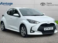 Used Toyota Yaris 113 HP (83 kW) 2024 White Hatchback