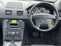 Used Volvo XC90 SE 200 HP (147 kW) 2011 Black SUV