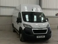 Used Peugeot Boxer Premium 140 HP (102 kW) 2023 White Van