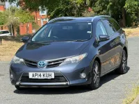 Used Toyota Auris Hybrid 2014 Blue Estate