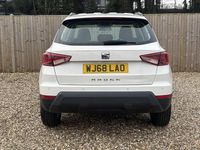 Used Seat Arona SE Technology 95 HP (69 kW) 2018 White SUV