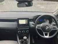 Used Renault Clio Evolution 90 HP (66 kW) 2025 Hatchback