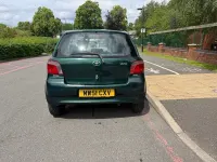 Used Toyota Yaris 86 HP (63 kW) 2001 Green Hatchback