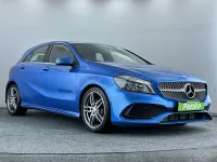 Begagnad Mercedes A200 AMG line 2017 Blå Halvkombi