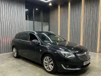 Begagnad Vauxhall Insignia Elite 140 HK (102 kW) 2013 Svart Kombi