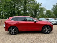Used Volvo XC60 R-Design 190 HP (139 kW) 2017 Red SUV
