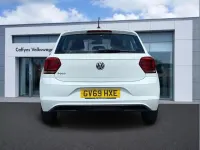 Used VW Polo SE 95 HP (69 kW) 2019 White Hatchback