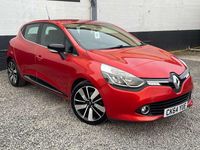 Used Renault Clio IV Dynamique 2014 Red Hatchback