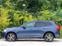 Used Volvo XC60 R-Design 340 HP (250 kW) 2021 Blue SUV