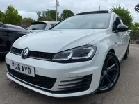 Używany VW Golf VII GTD 184 KM (135 kW) 2016 Biały Hatchback