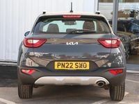 Used Kia Stonic 99 HP (72 kW) 2022 Grey SUV