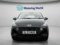 Used Hyundai i10 SE 67 HP (49 kW) 2023 Black Hatchback