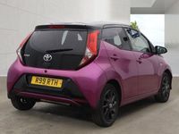 Used Toyota Aygo X-cite 72 HP (52 kW) 2019 Purple Hatchback