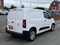 Used Peugeot Partner 100 HP (73 kW) 2020 White MPV