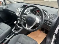 Used Ford Fiesta Zetec 82 HP (60 kW) 2012 White Hatchback