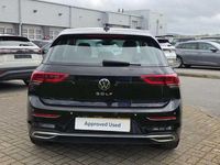 Usado VW Golf VIII 130 HP (95 kW) 2021
