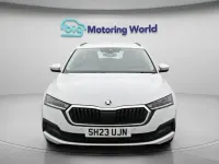 Used Skoda Octavia SE Technology 204 HP (150 kW) 2023 White Estate